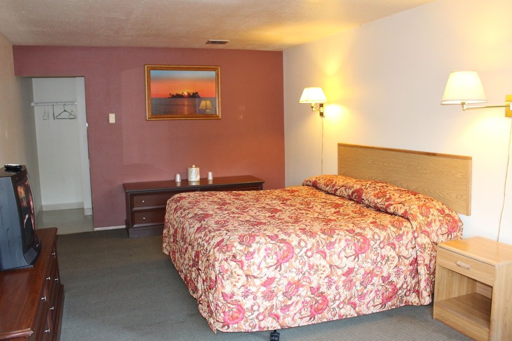 Фото Silver Sands Motel