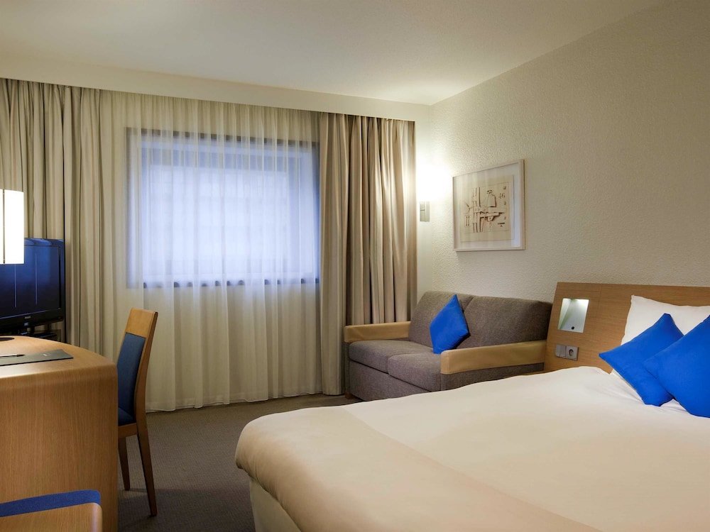 Фото Novotel Paris La Défense Esplanade