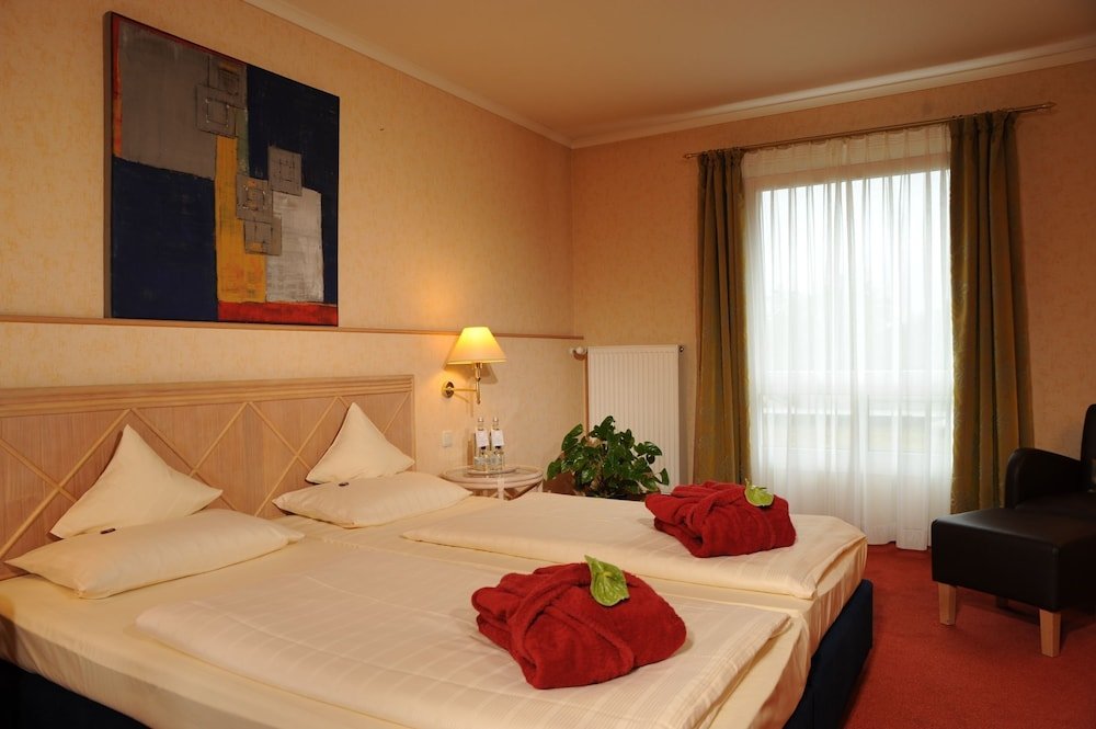 Фото Parkhotel Weiskirchen