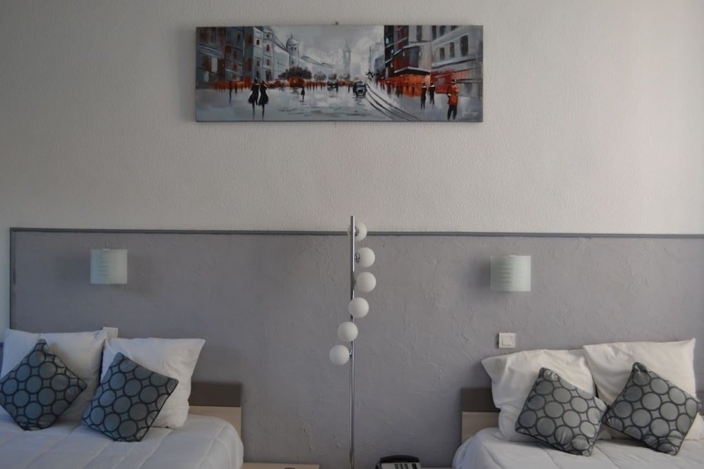 Фото Hotel Pedussaut