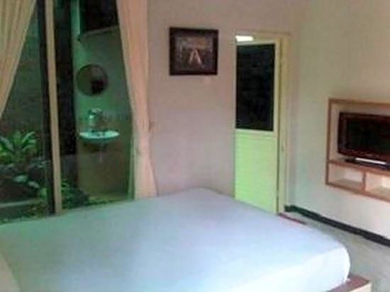 Фото Hotel Cendrawasih