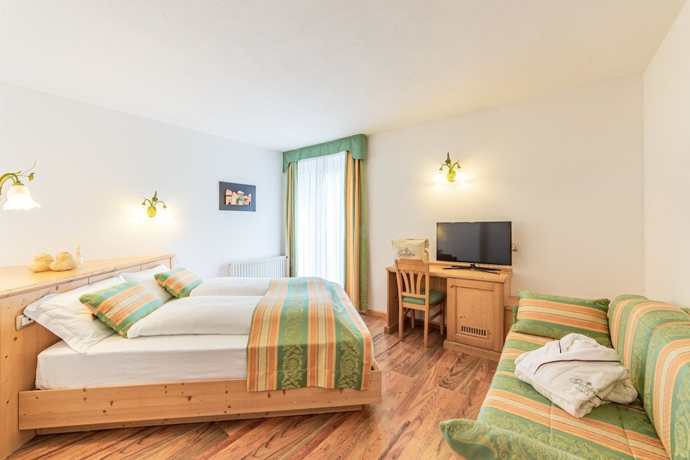 Фото Hotel Garden