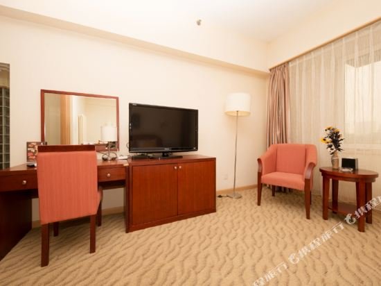 Фото Dalian Precious Ginza Hotel