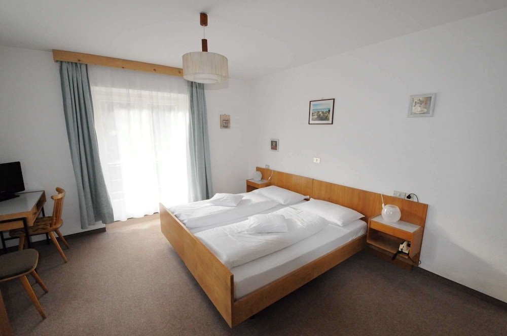 Фото Hotel Tabladel