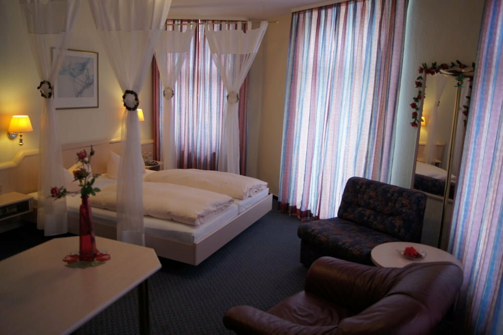 Otel Hotel Drei Rosen, Thüringen, foto