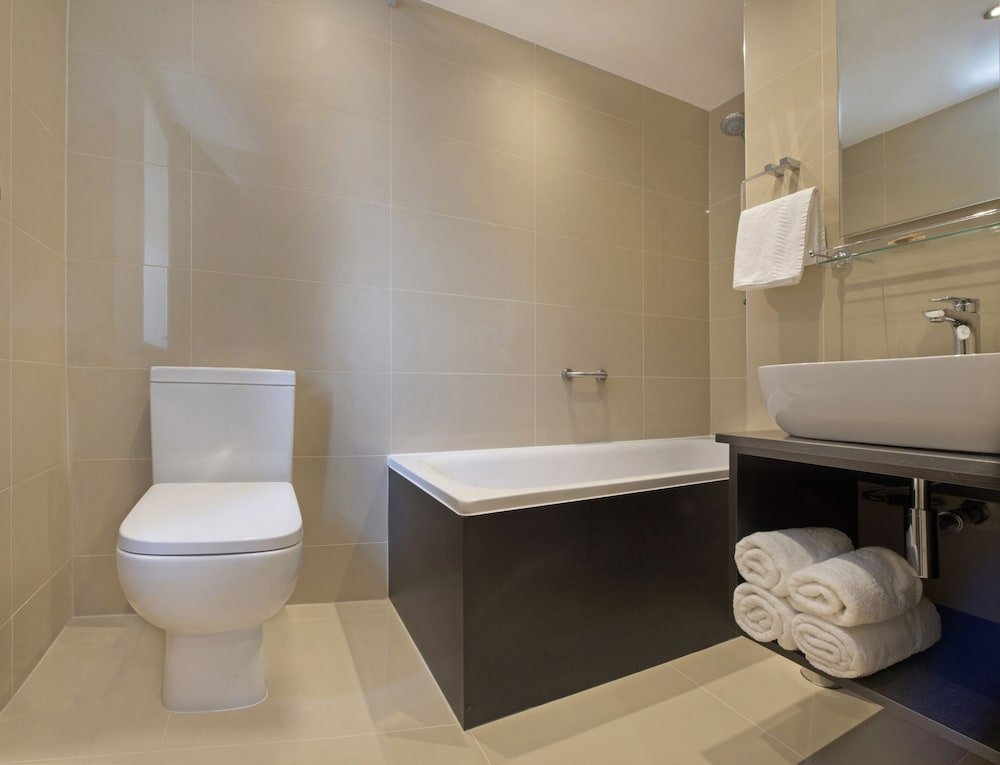 Фото Oyo Townhouse 30 Sussex Hotel