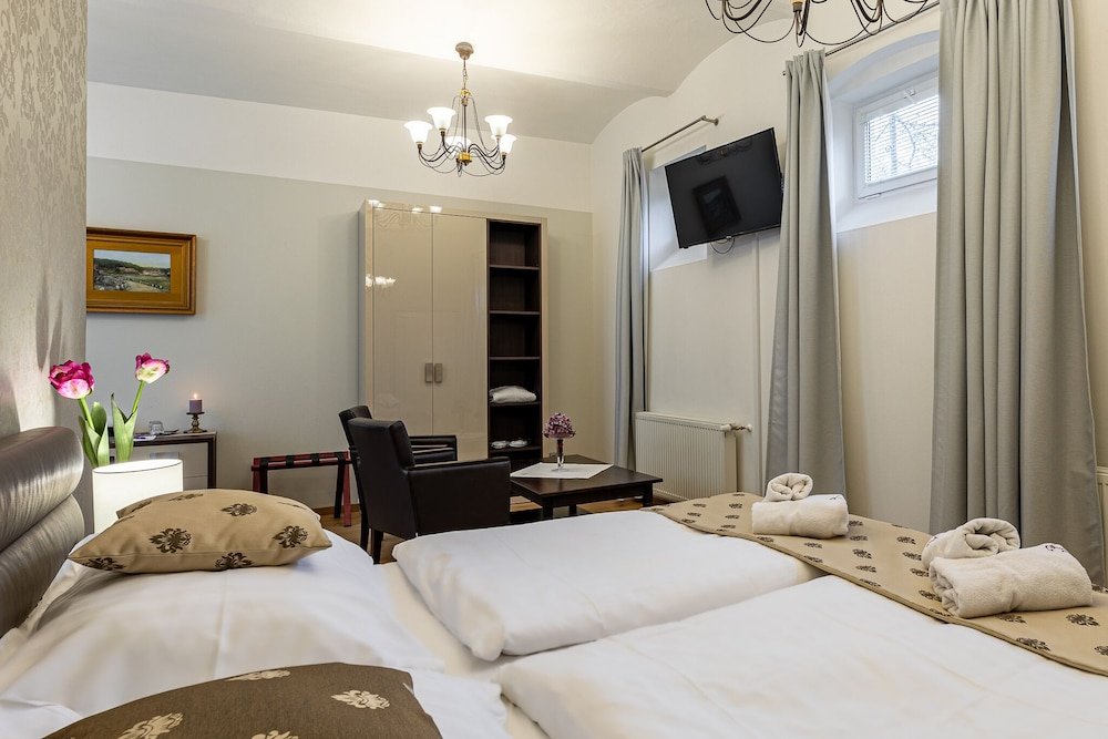 Фото Wellness & SPA hotel Villa Regenhart