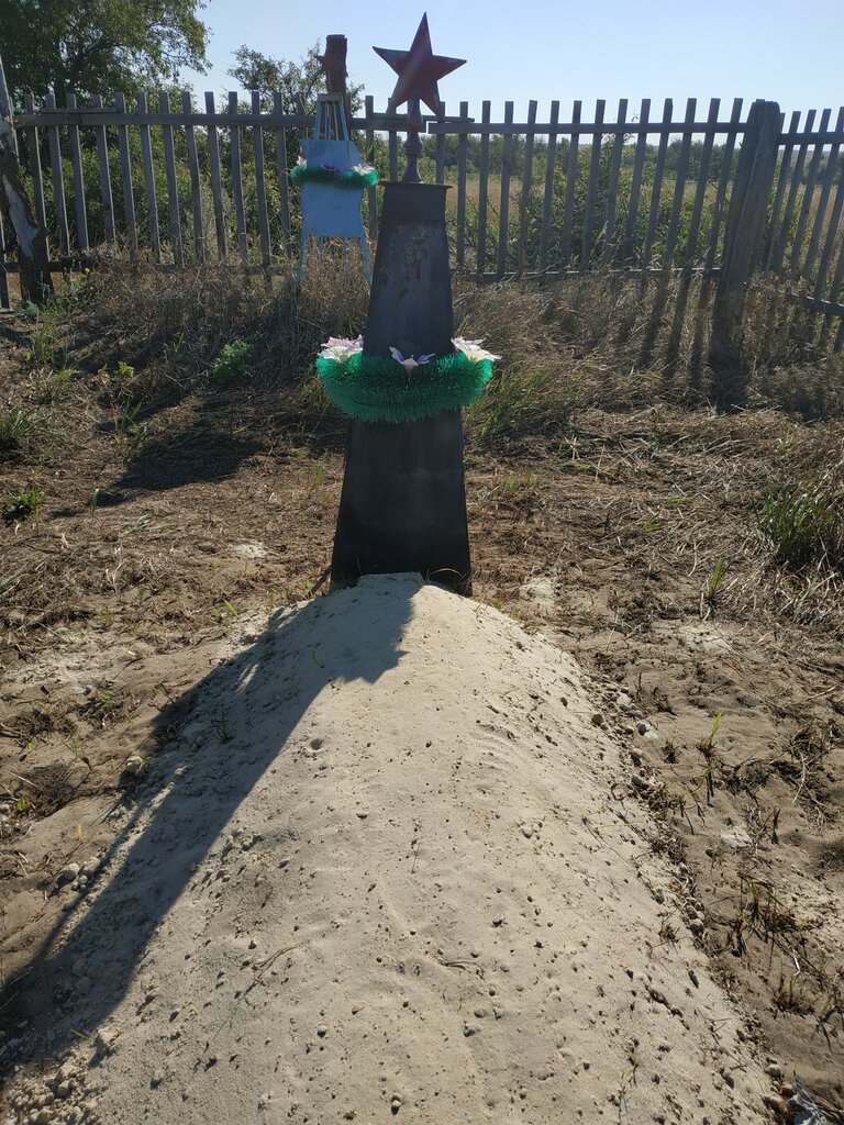 Monument, memorial Могила неизвестного советского воина, погибшего в период Сталинградской битвы, Volgograd Oblast, photo