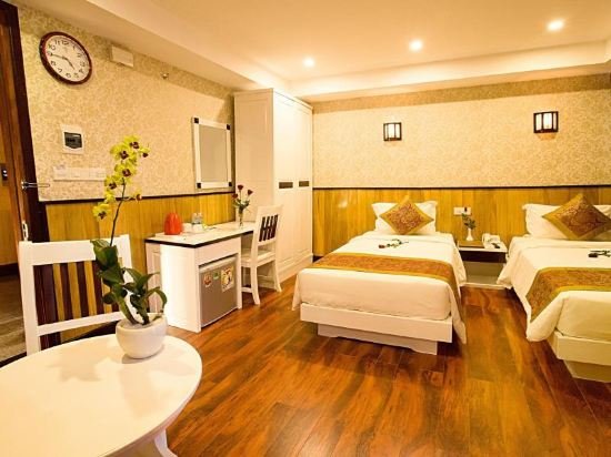 Фото Golden Rain 2