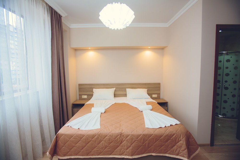 Фото Daisi-Sunset Hotel