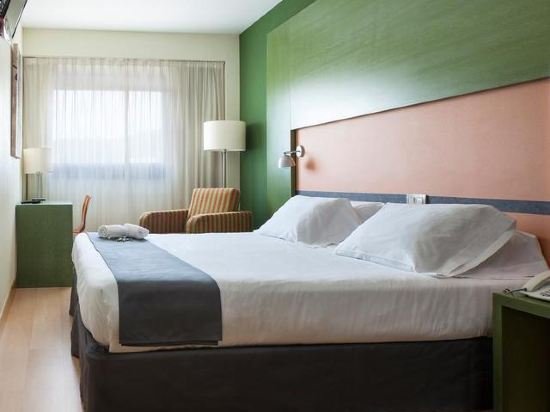 Фото Hotel Naval Sestao