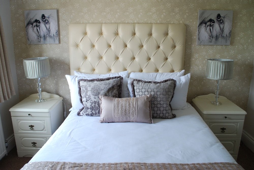 Фото Seacrest Hotel