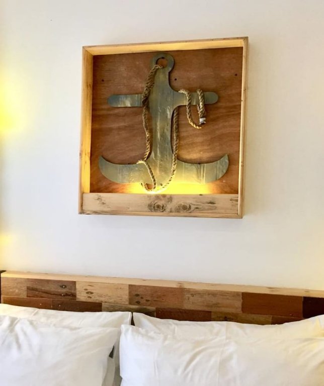 Фото Containers by Eco Hotel Tagaytay