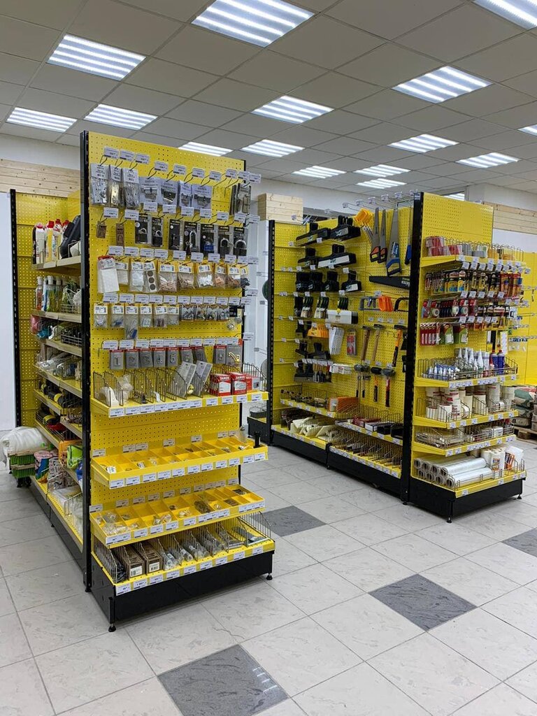 Hardware store Stroitelniy dvor, Nizhniy Tagil, photo