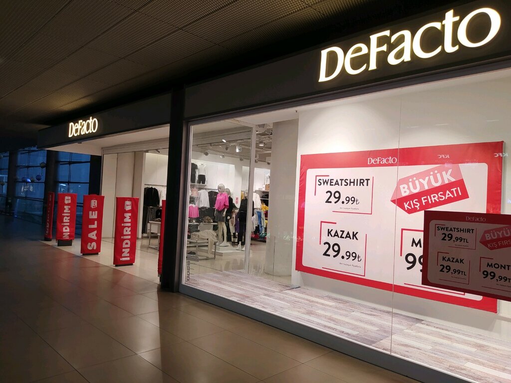 Ayakkabı mağazaları DeFacto Pelican Mall, Avcılar, foto