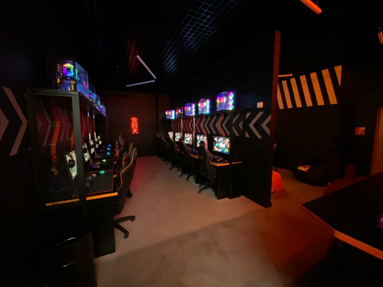 Изображение клуба FeniiiX. gg на Флиера № 4