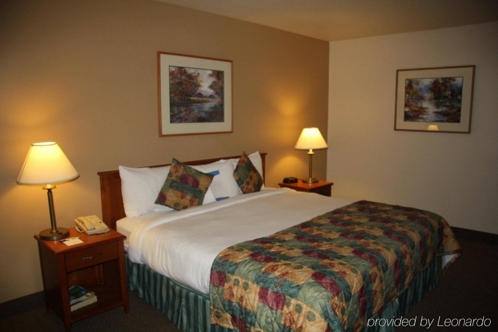 Фото Baymont by Wyndham Seattle/Kirkland Wa