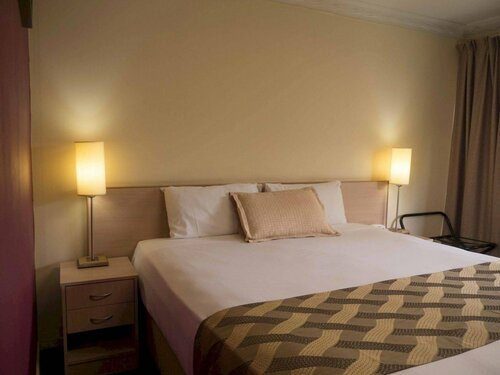 Гостиница Oxley Motor Inn в Брисбене