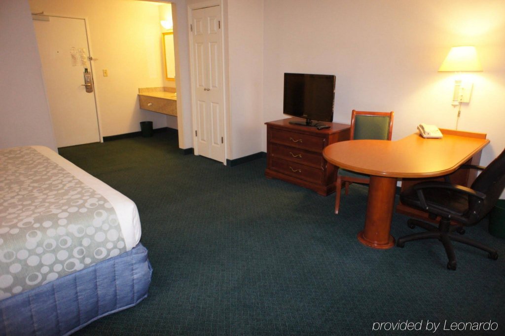 Фото La Quinta Inn by Wyndham Cleveland Independence