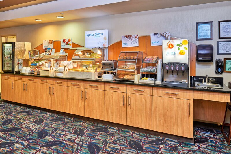 Holiday Inn Express & Suites El Paso Airport Area, an Ihg Hotel