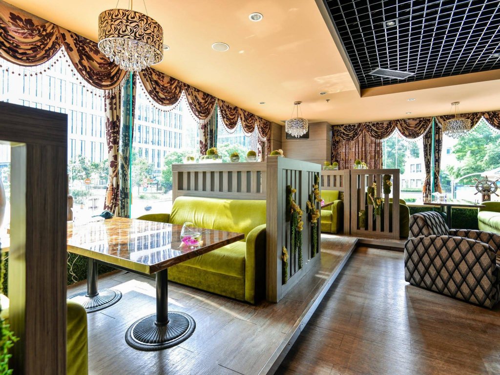 Фото Luxemon Hotel Shanghai Pudong