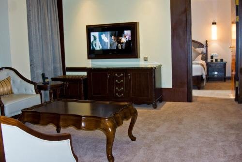 Фото Tang Palace Hotel