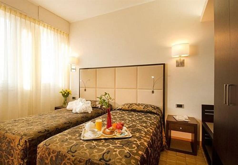 Фото Hotel Ariston