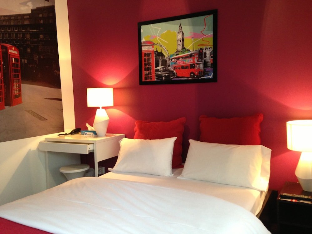 Фото Hôtel Clairefontaine