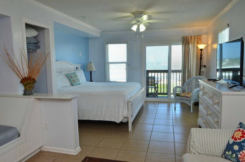 Гостиница The Saint Augustine Beach House в Сент-Огастине