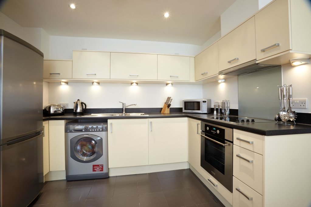 Фото Imperial Court by Flying Butler