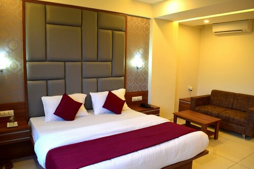 Гостиница Hotel Palak Palace в Ахмадабаде