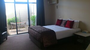 Alpine Lake Motor Lodge (Waikato, Taupō District, Taupō, Taupō, Te Heuheu Street), hotel