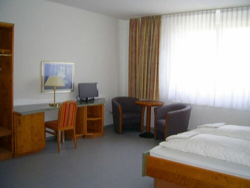 Гостиница Willy Hotel Frankfurt во Франкфурте-на-Майне