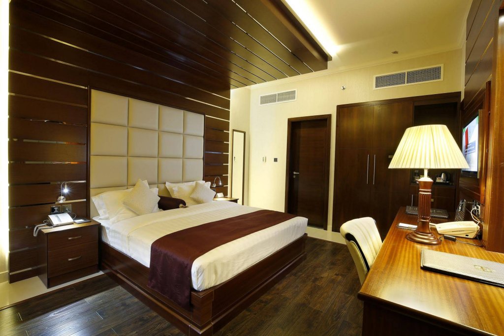 Фото Queen Palace