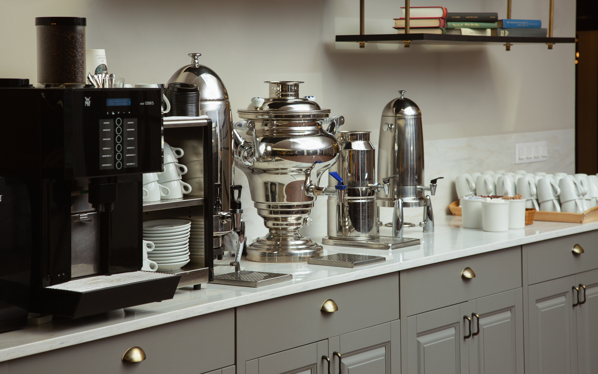 Фото Vasilievsky Hotel