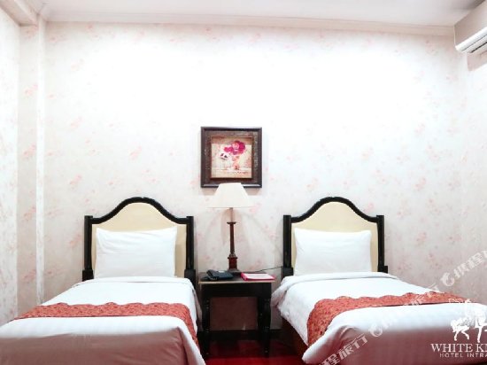 Фото White Knight Hotel Intramuros