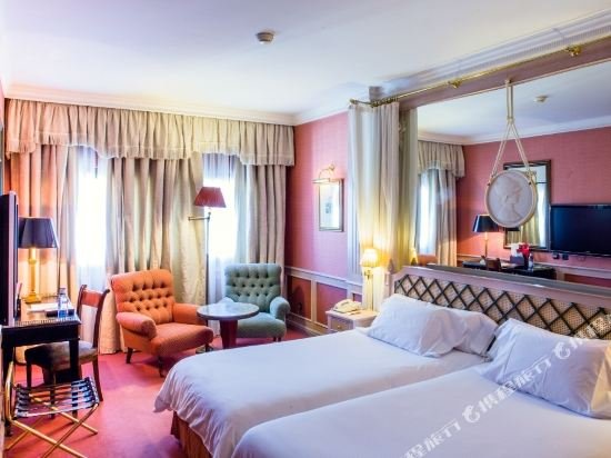 Фото Hotel Palafox