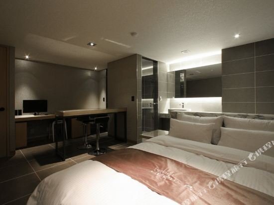 Фото Yeoubi Hotel