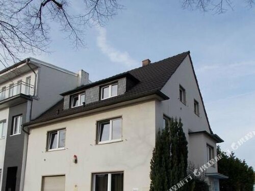 Хостел A & S Hostel Bonner Straße 9 в Бонне