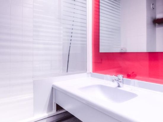 Фото Logis Hotel Restaurant des Acacias Lille Tourcoing