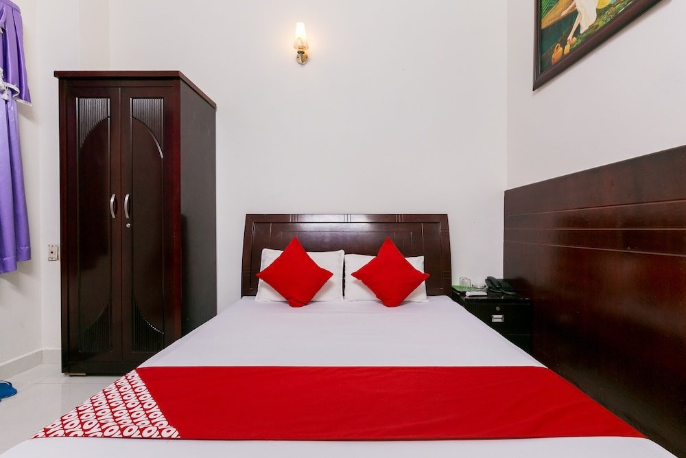 Фото Oyo 486 Nhat Nhat Hotel