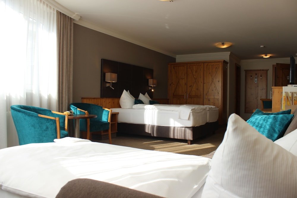 Фото Hotel Landhaus Feckl