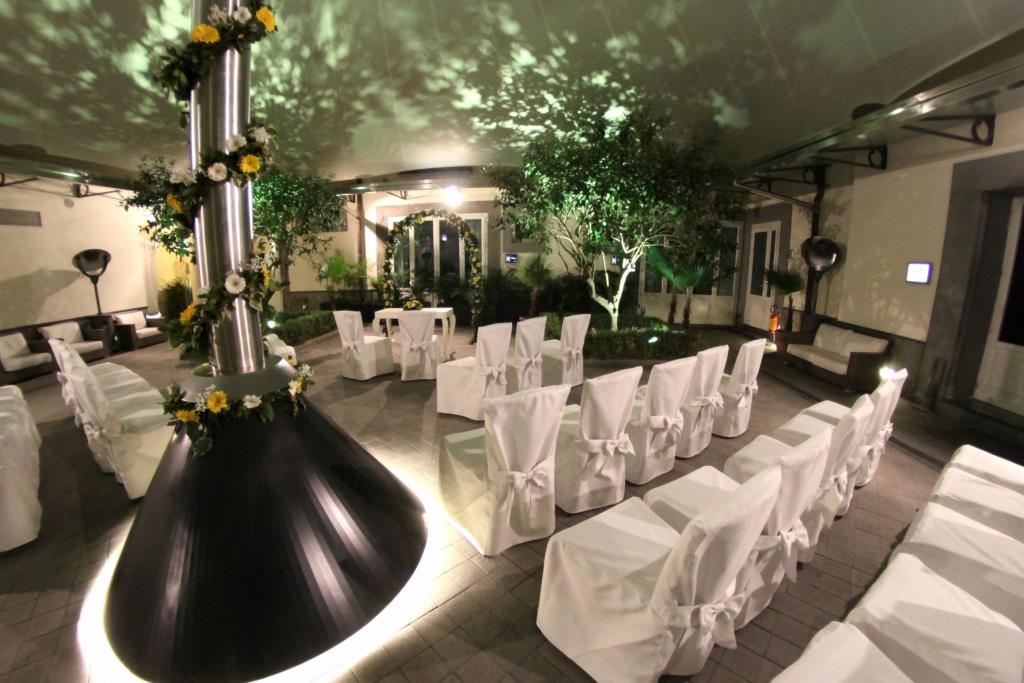 Фото Palazzo Caracciolo Napoli MGallery