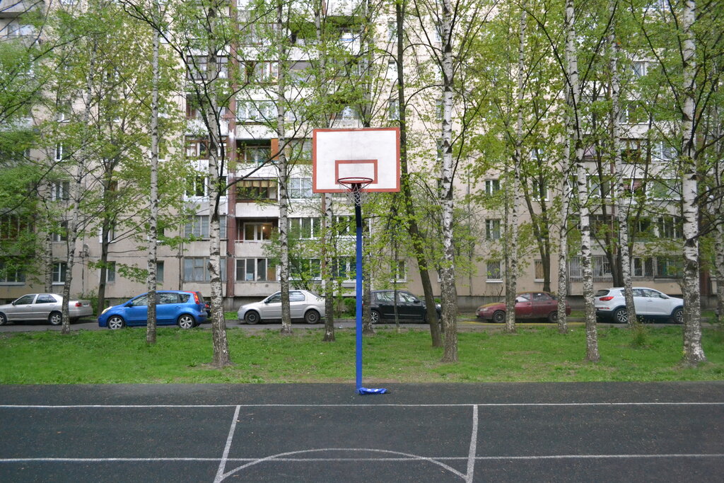 Баскетбольные площадки спб на улице карта