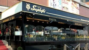 Seyidoglu Baklava Cake Cafe Restaurant (İstanbul, Beylikdüzü, Hürriyet Blv., 185A) ، الحلويات