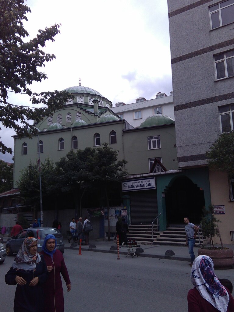 Cami Fatih Sultan Camii, Sultangazi, foto