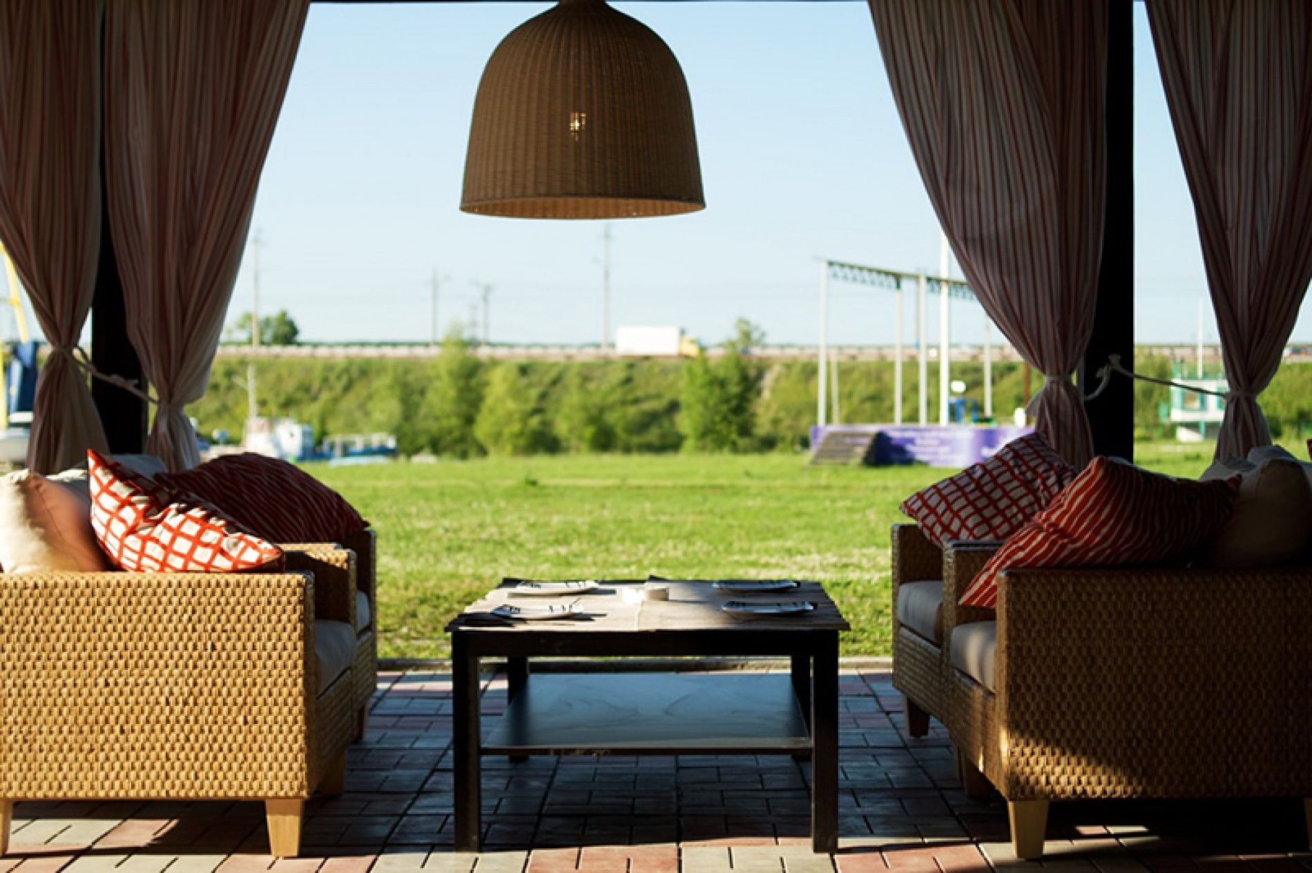 Фото отеля 1