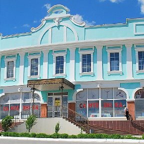 Furniture store Mebelno-stroitelny tsentr Palatstso, Kherson, photo