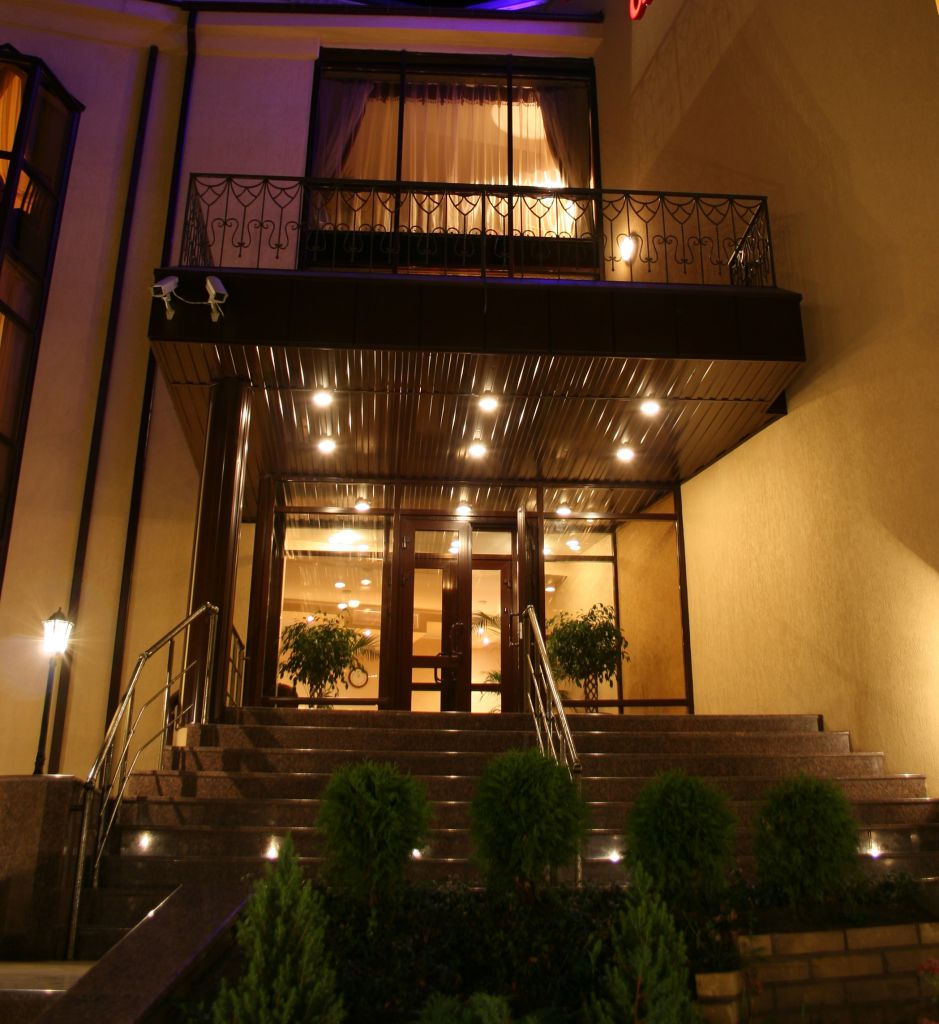 Фото Шери Холл