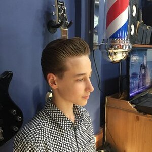 Frank barbershop (Aleshchenkova Street, 4) ، مصففو الشعر